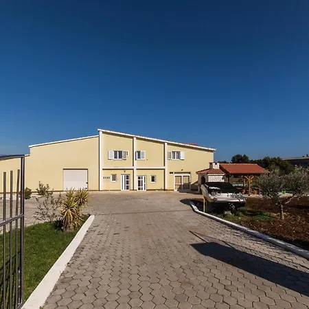 Orange Tree Garden Apartamento