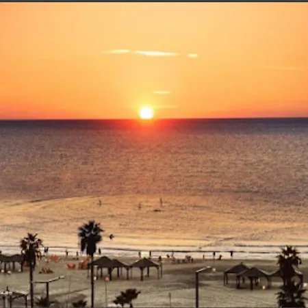 Orange Tree Garden Apartment *